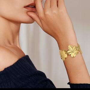 Chic Gold Floral Cuff Bracelet